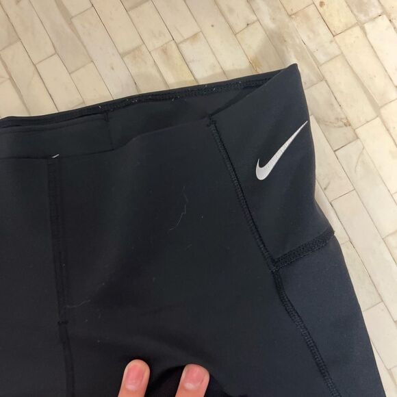 Nike black leggings - Picture 2 of 6